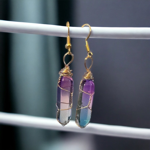 HEXAGON POINT COLORFUL EARRINGS - Picture 1 of 1